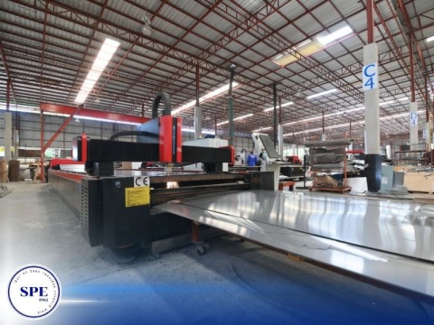 โรงงานผลิตห้องเย็น
